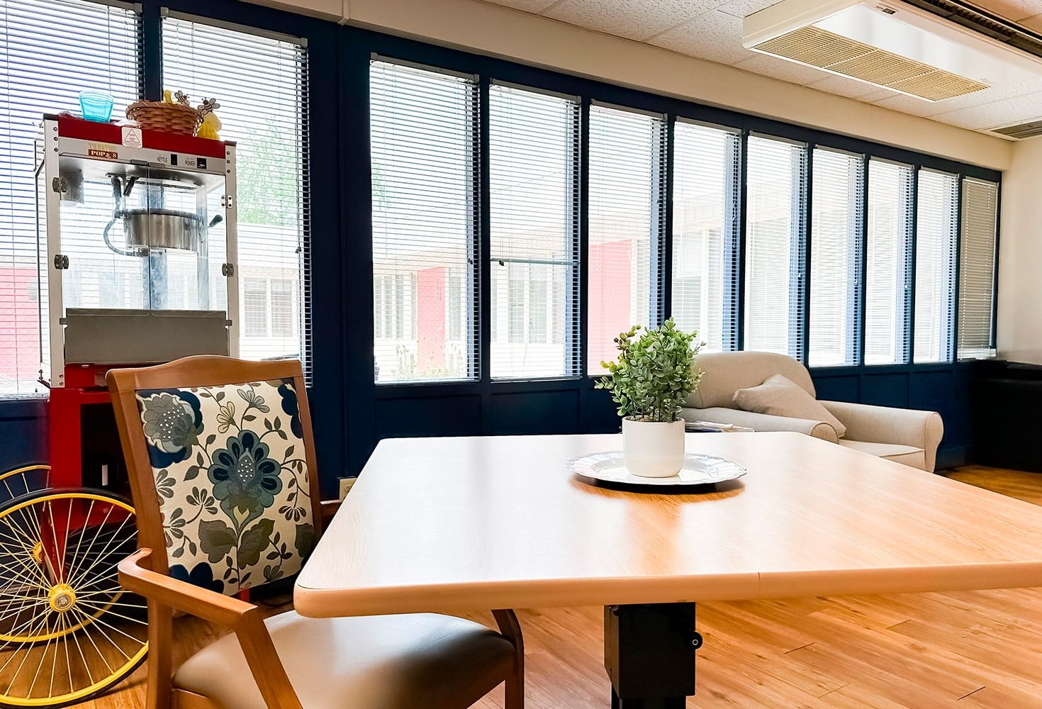 Karlstad Healthcare Center, Inc photo 2