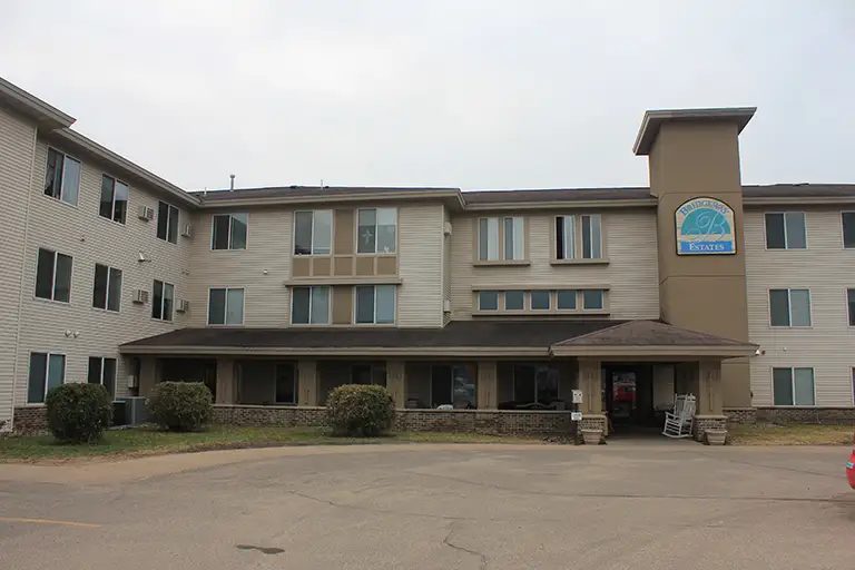 West Wind Village photo 3