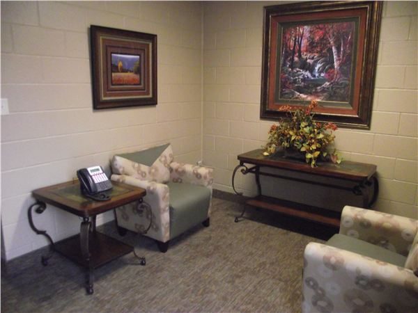 Eldon Nursing & Rehab photo 5
