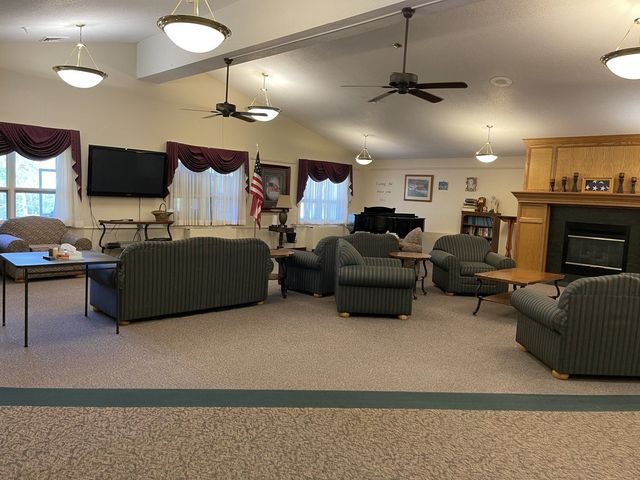 Steelville Senior Living photo 4