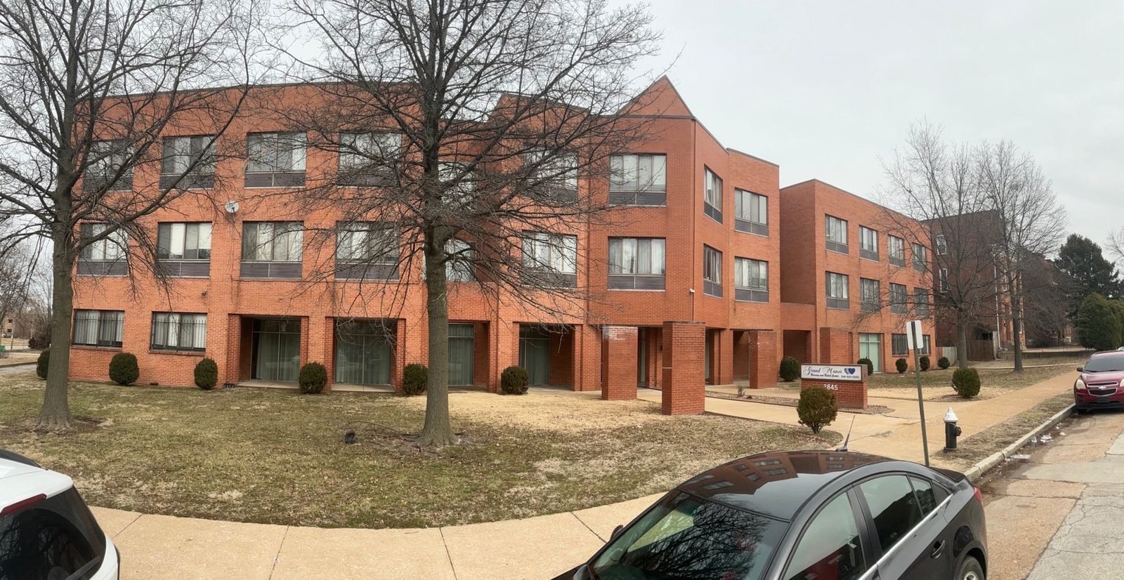 Grand Manor Nursing & Rehabilitation Center photo 5