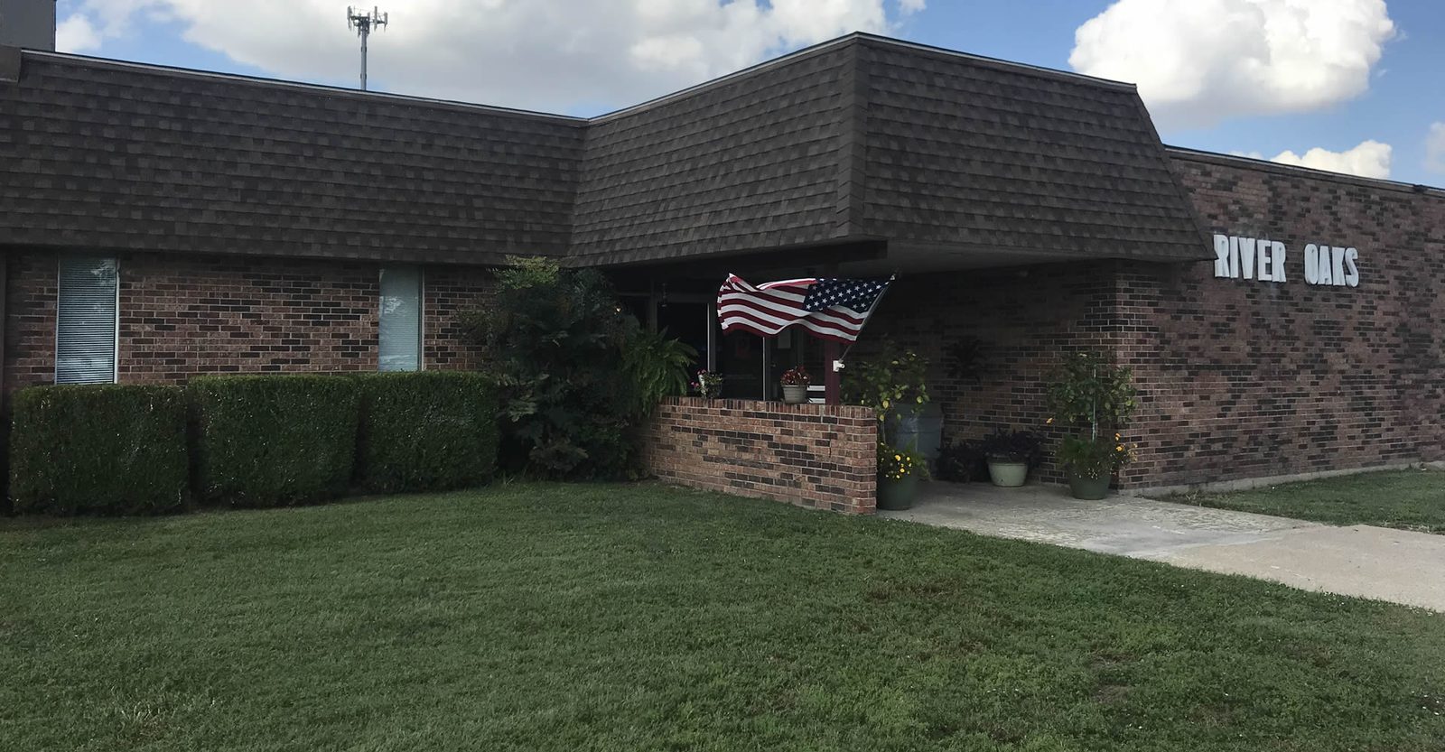River Oaks Care Center photo 2