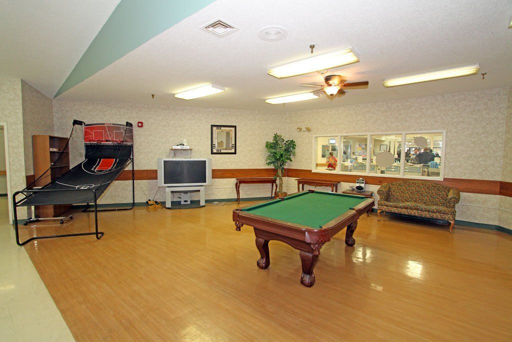 Crestwood Health Care Center, LLC photo 4
