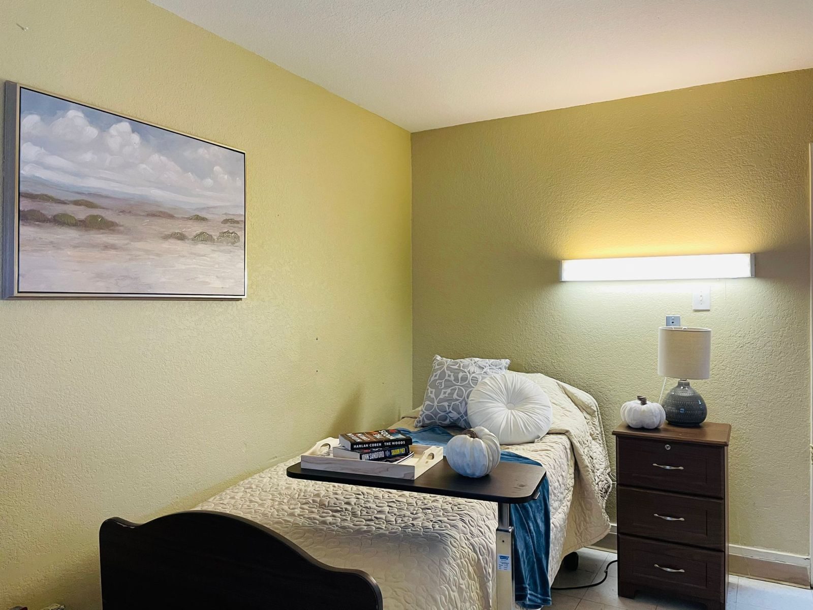 The Bluffs Rehabilitation and Healthcare Center photo 2