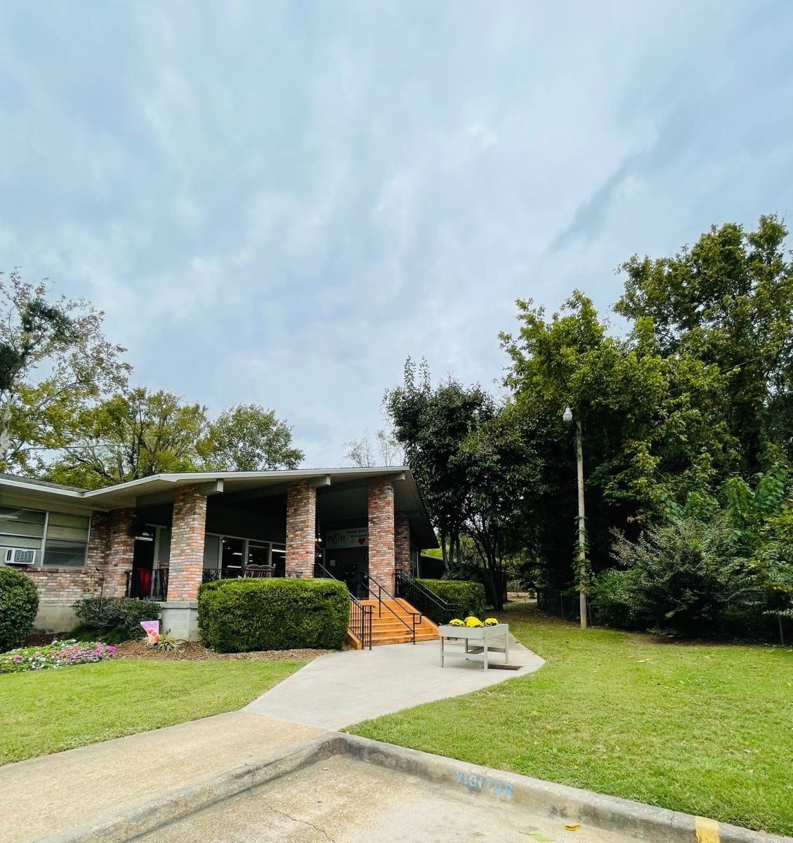 Crown Health & Rehab Of Natchez photo 4