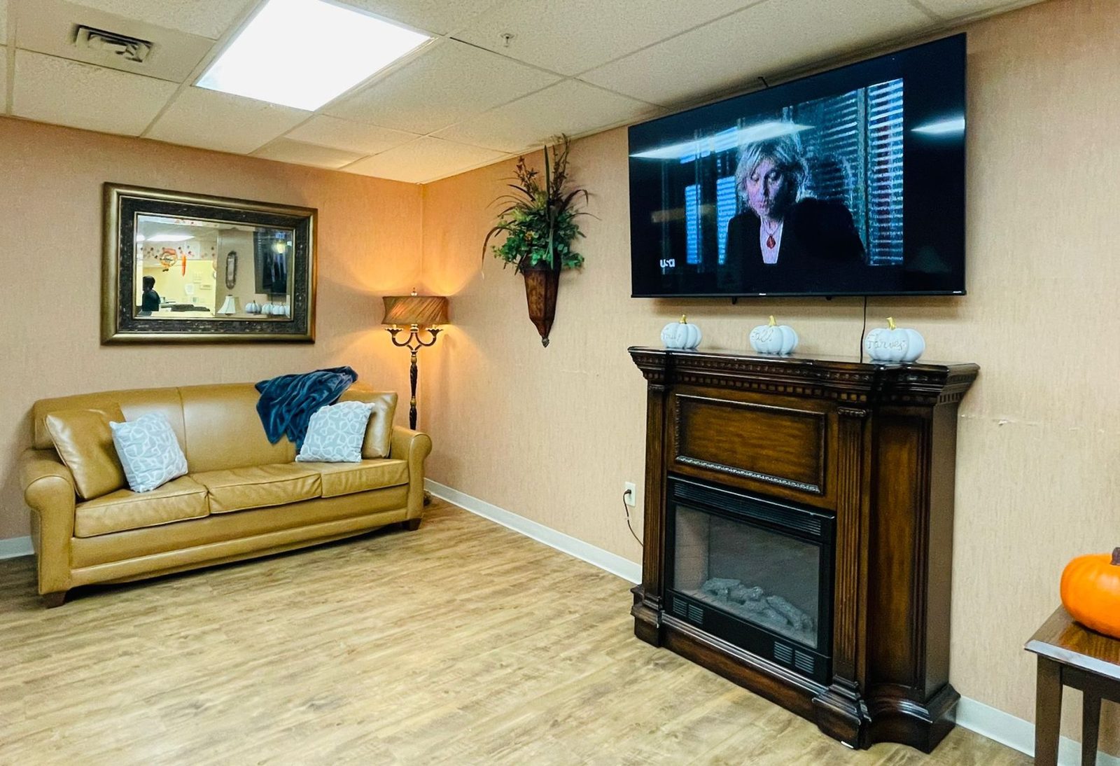 Crystal Health And Rehab Of Greenwood, LLC photo 4