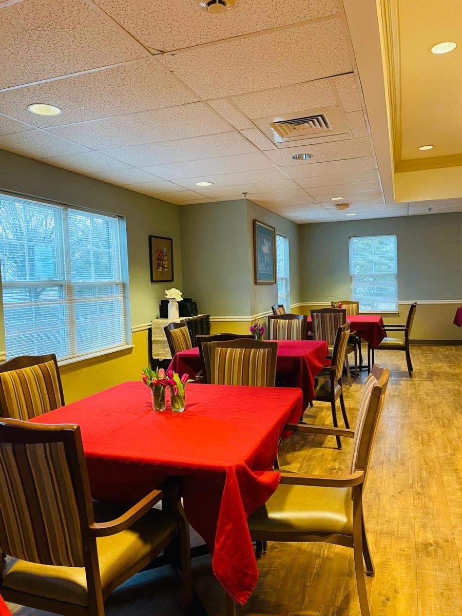 Holly Springs Rehabilitation and Healthcare Center photo 5