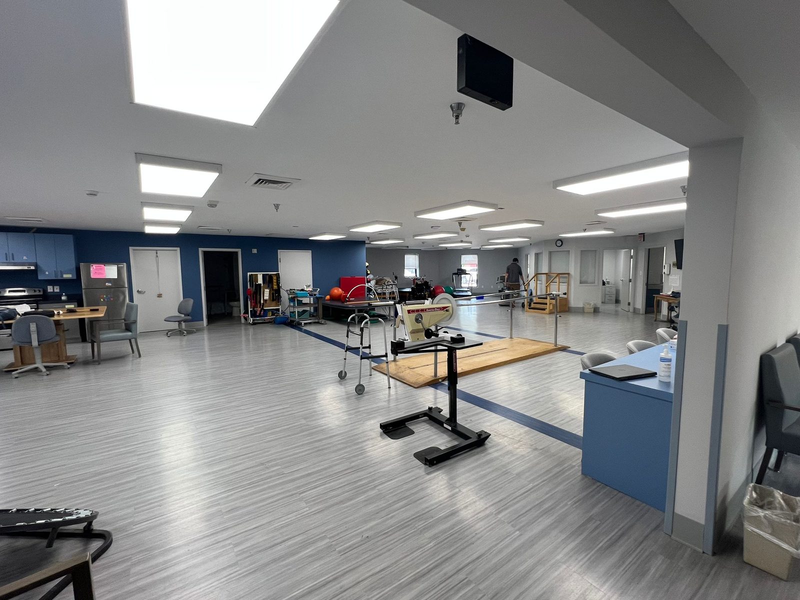 Laurel Park Rehabilitation and Healthcare Center photo 5