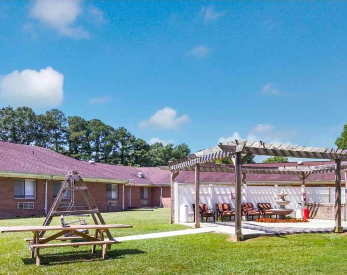 Kenansville Health & Rehabiiltation Center photo 1