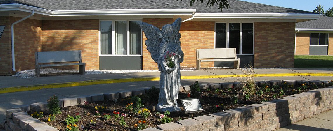 Elm Crest Manor photo 1
