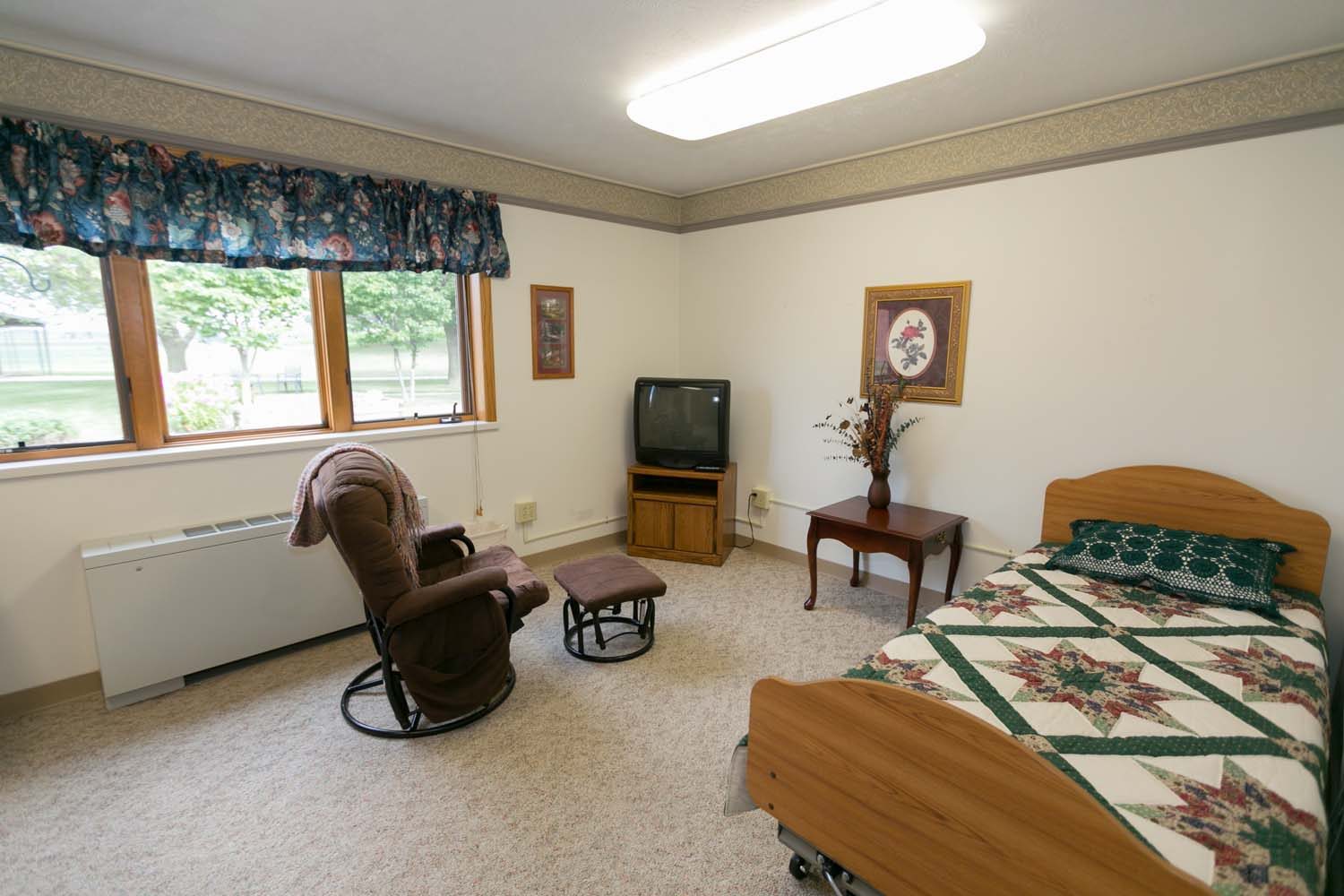 Colonial Manor Of Randolph photo 2