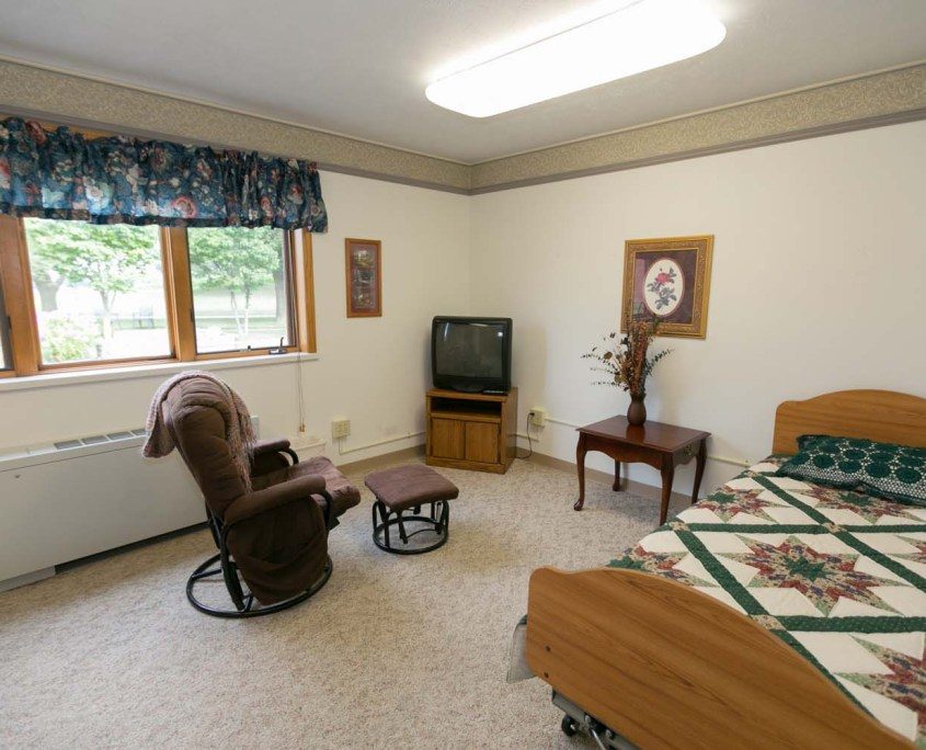 Colonial Manor Of Randolph photo 3