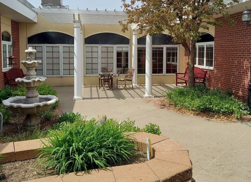 HiLLCrest Nursing Home photo 3