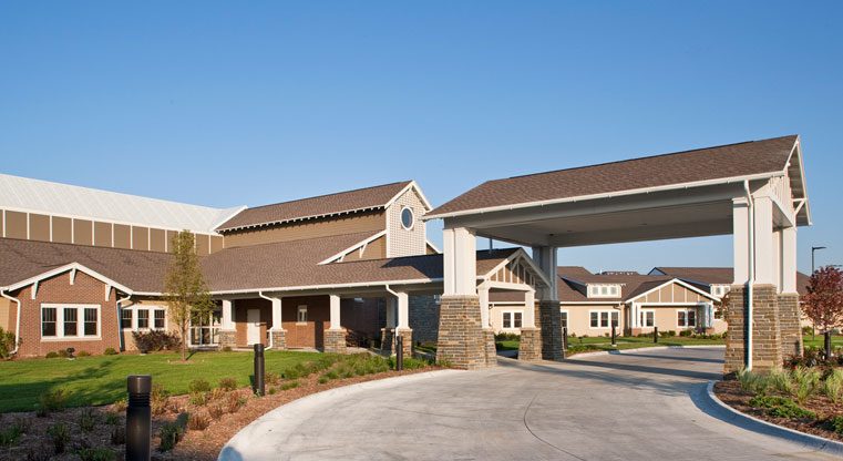 Holmes Lake Manor