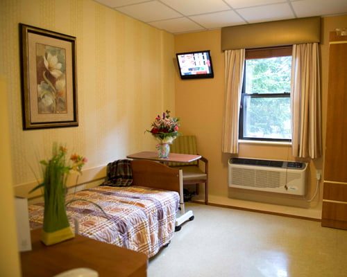 Elmora Hills Health & Rehabilitation Center photo 4