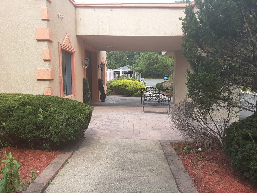 Manahawkin Conv Center photo 3