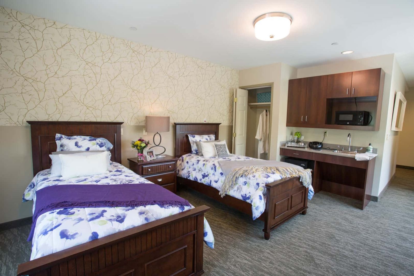 Somerset Valley Rehabilitation & Nursing Center photo 4