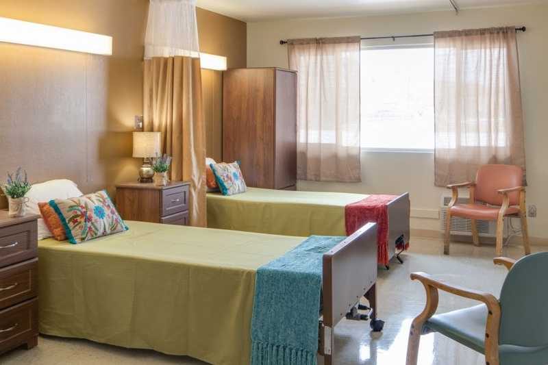 Red Rocks Care Center photo 2