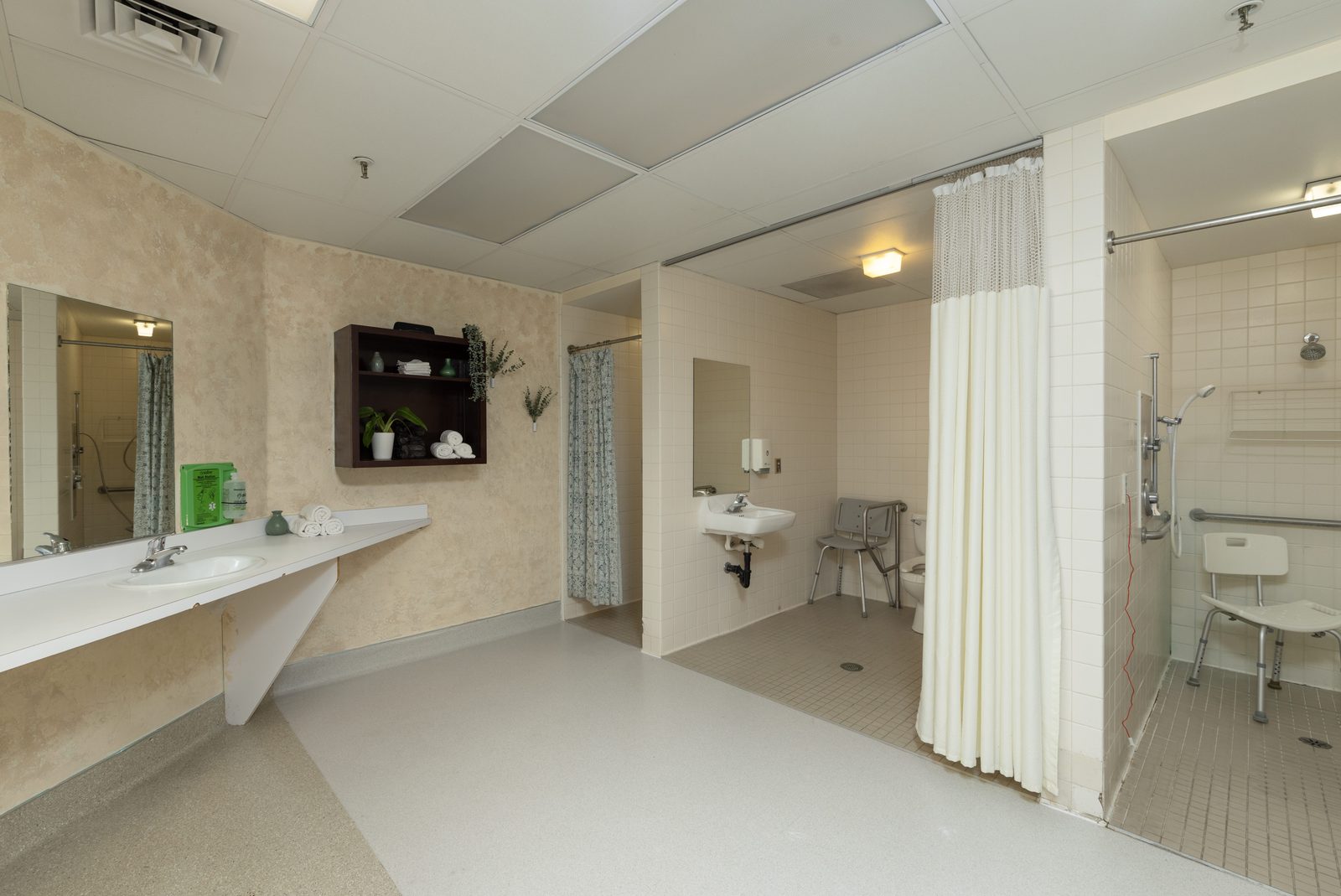 Evergreen Gardnerville Health & Rehab Center photo 2