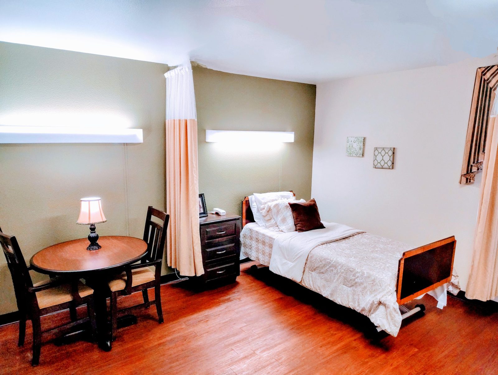 Harmon Medical & Rehabilitation Hosp - SNF photo 4
