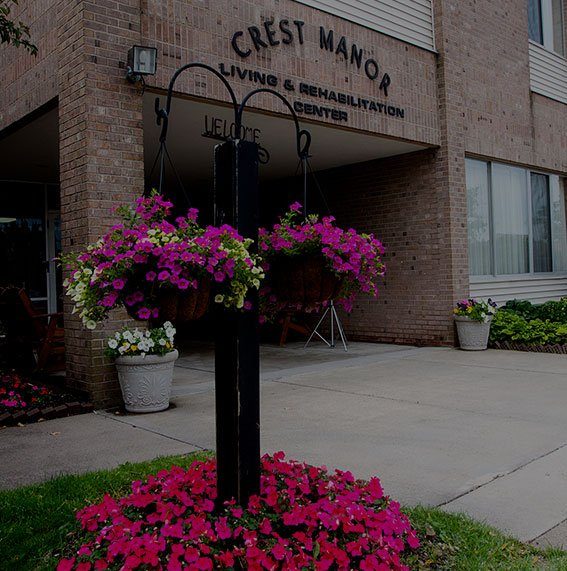 Crest Manor Living And Rehabilitation Center photo 2