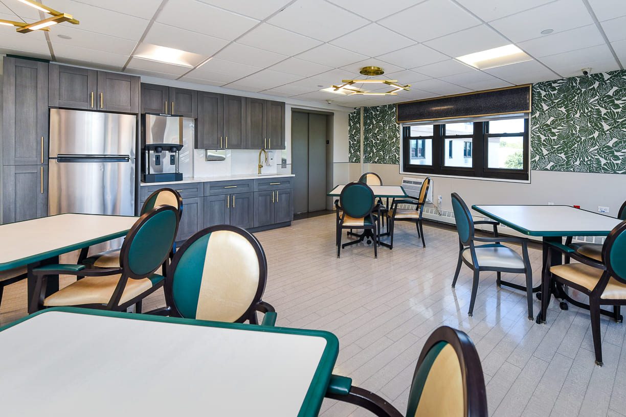 The Chateau at Brooklyn Rehab and Nursing Center photo 4