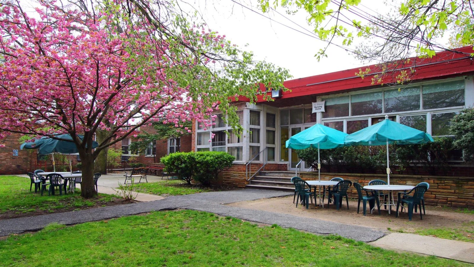 Far Rockaway Nursing Home photo 1