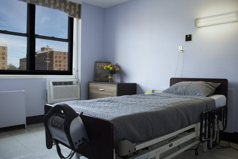 Lawrence Nursing Care Center photo 2