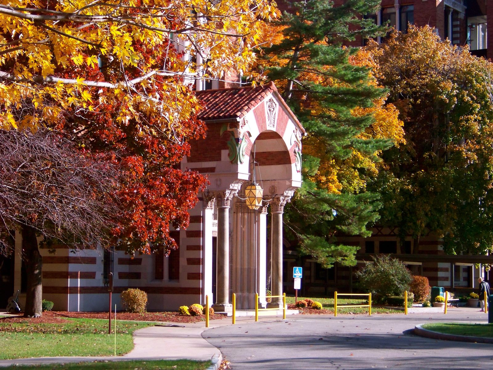 Monroe Community Hospital