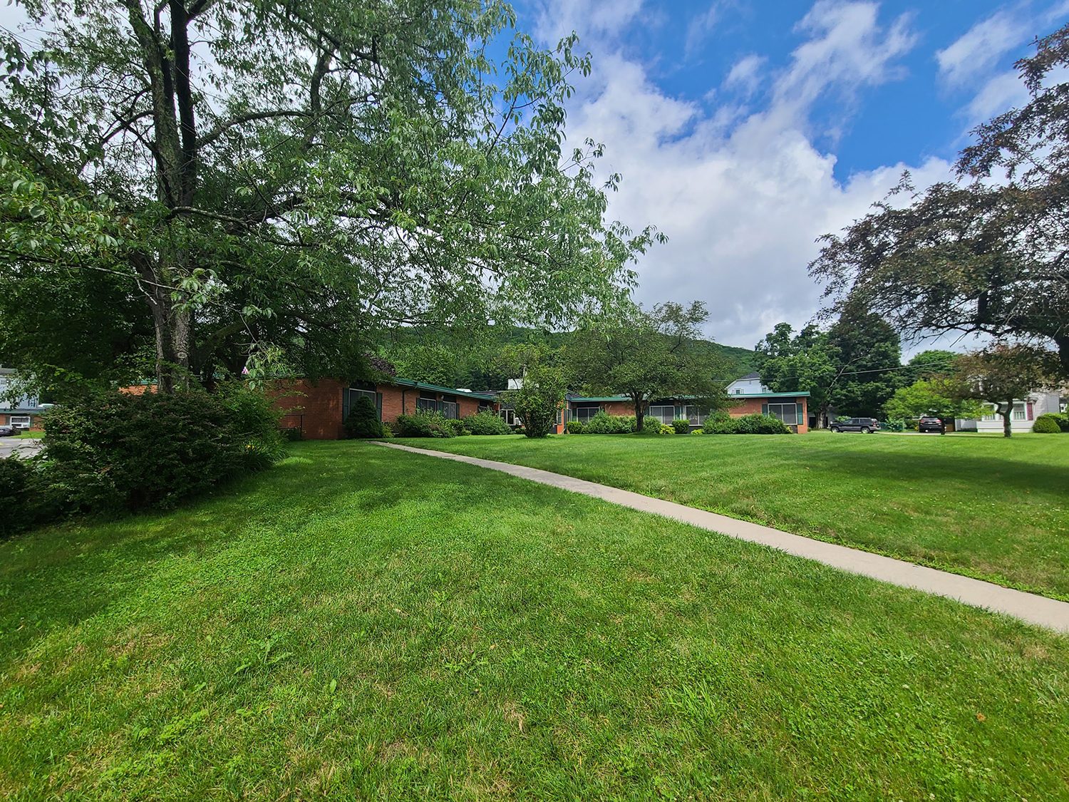 Chestnut Park Rehabilitation and Nursing Center photo 3
