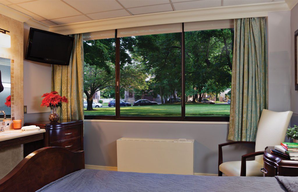 Sunharbor Manor photo 2