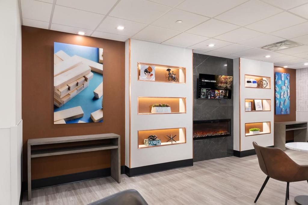 Ten Broeck Commons photo 1