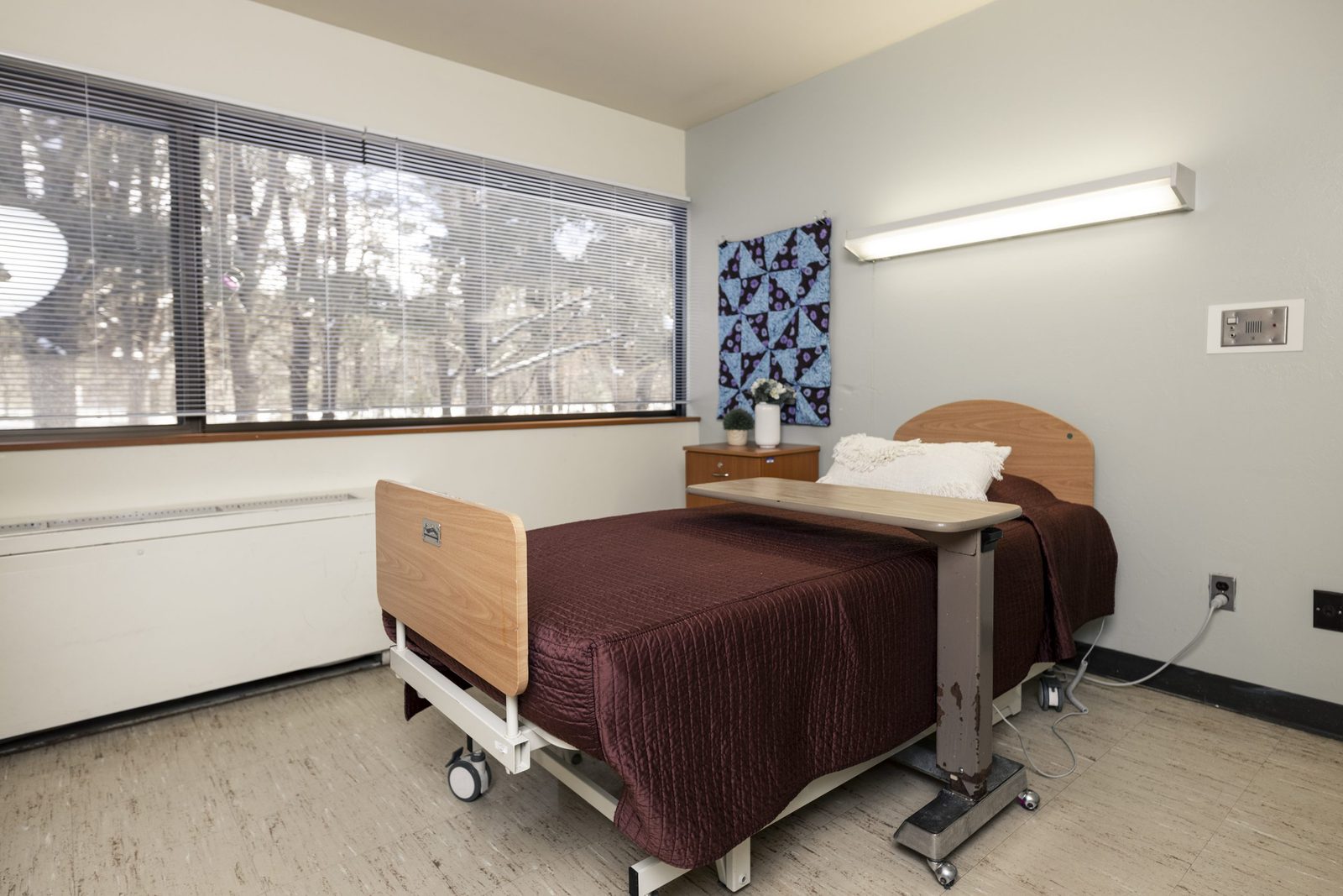 Warren Center for Rehabilitation and Nursing photo 1