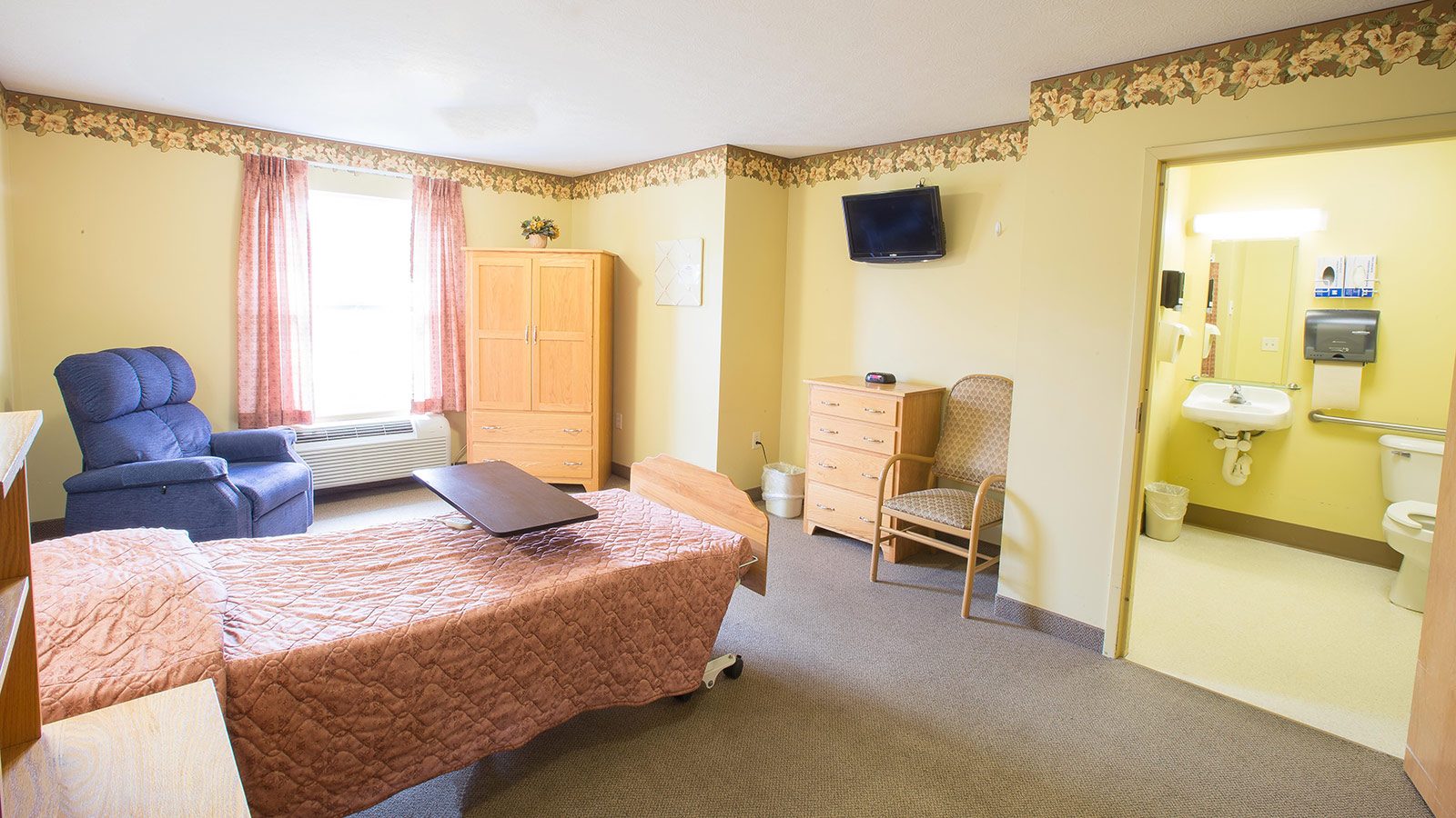 Admirals Pointe Nursing & Rehabilitation photo 2