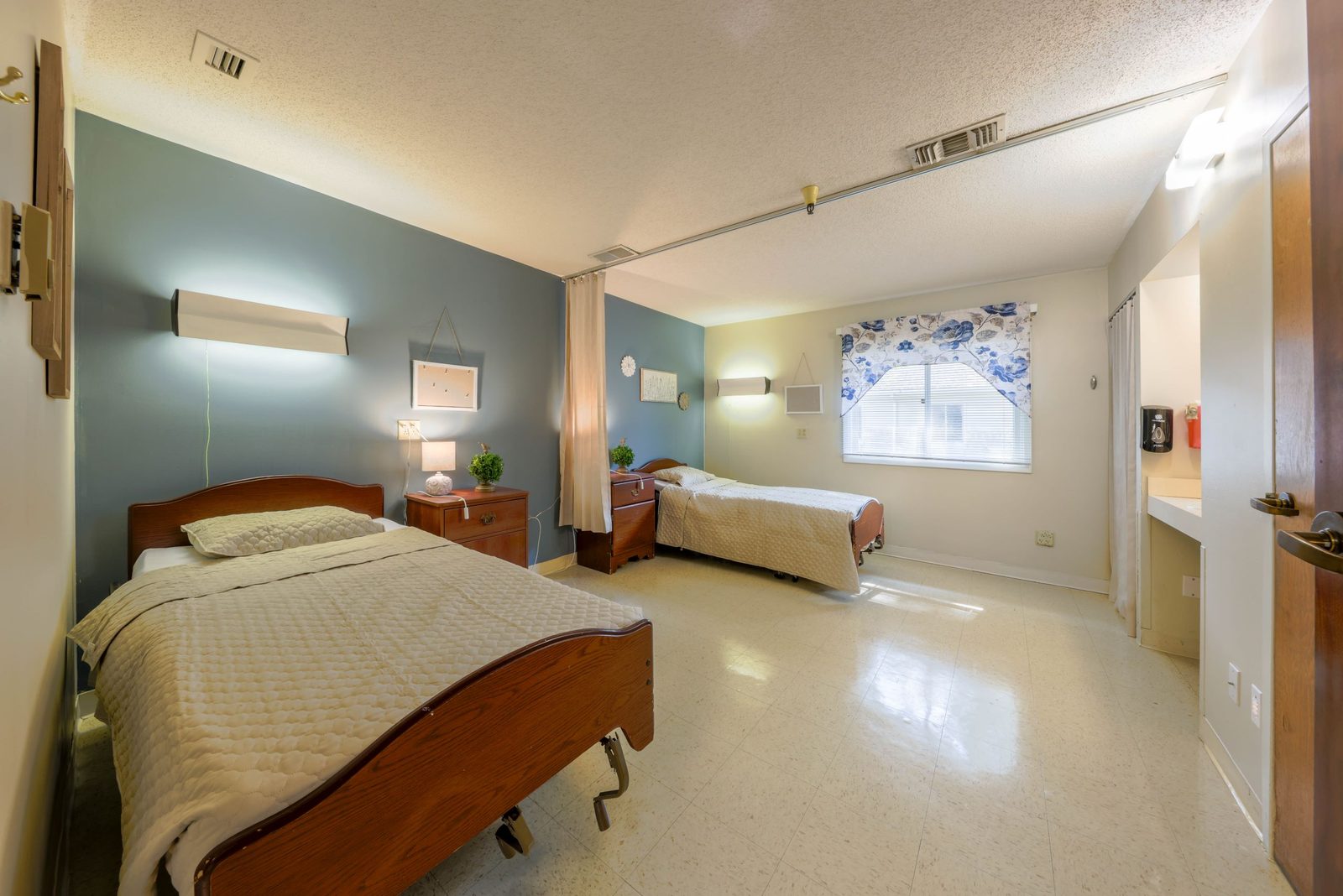 Altercare Of Navarre Center For Rehab & Nrsg Care photo 4