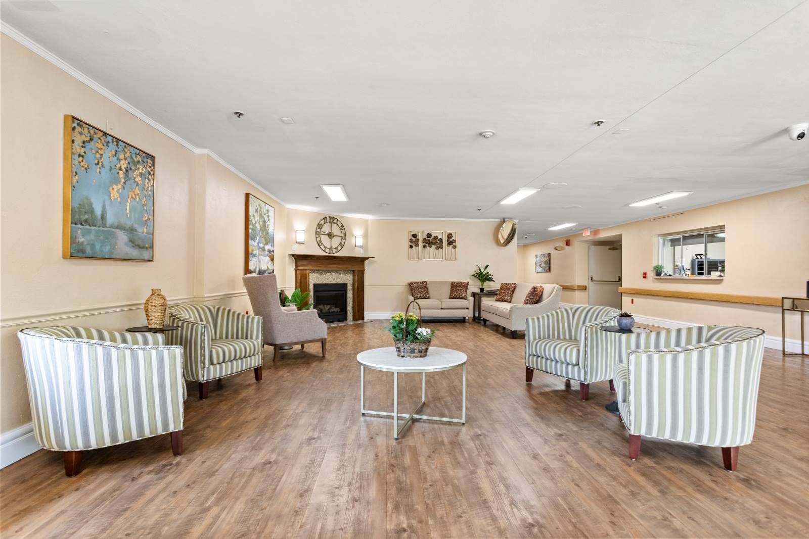 Batavia Nursing Care Center photo 1
