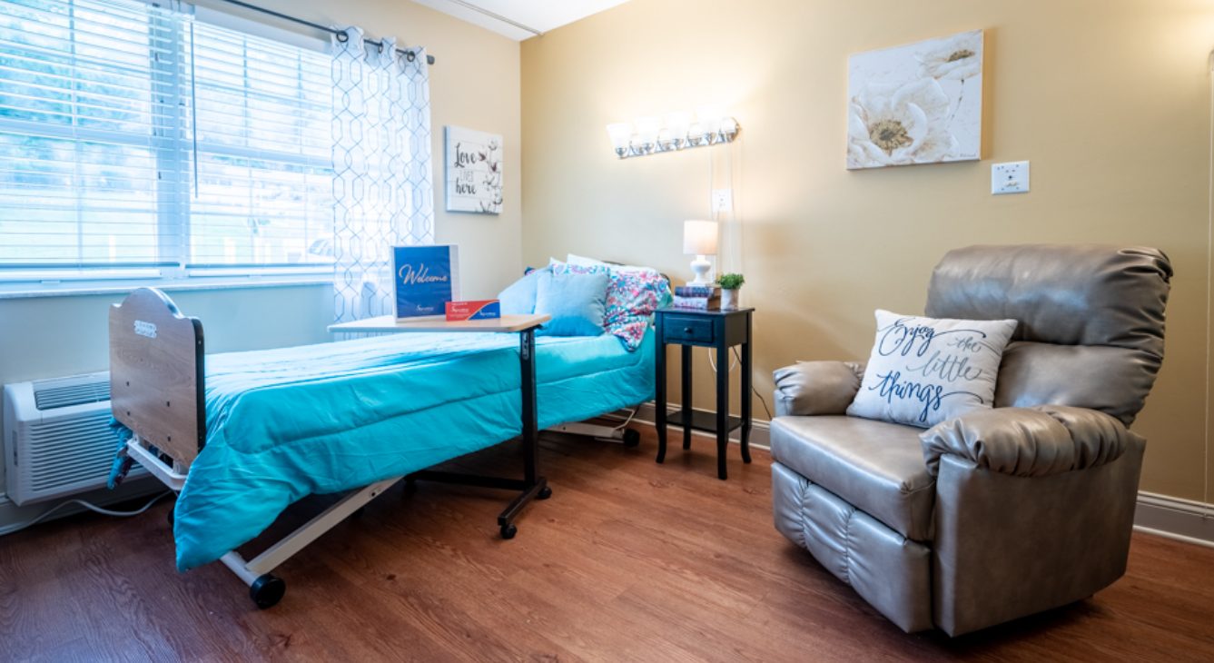 Roscoe Gardens Skilled Nursing and Rehab photo 1