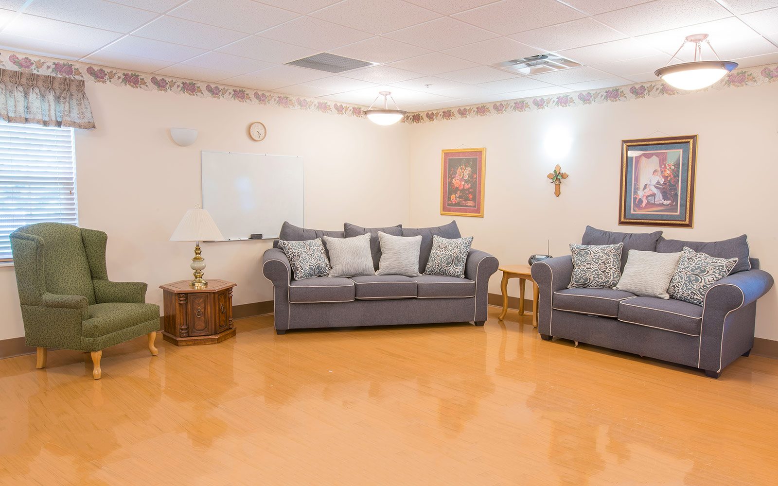Emerald Pointe Health And Rehab Center photo 2