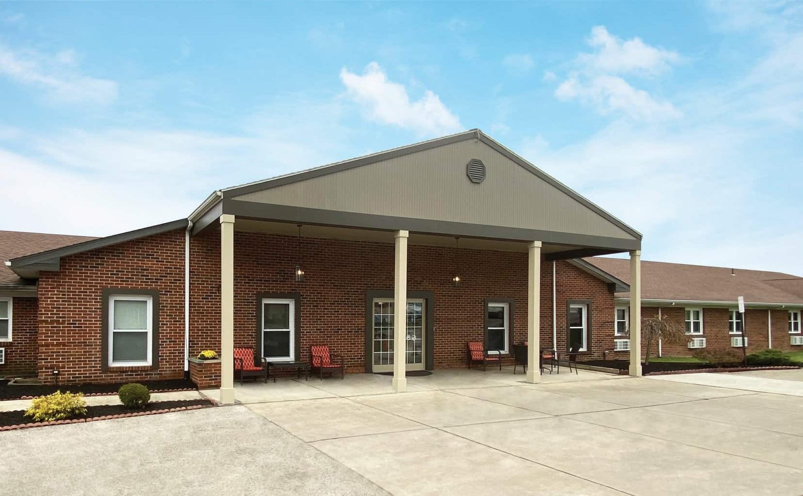 Salem North Healthcare Center photo 4