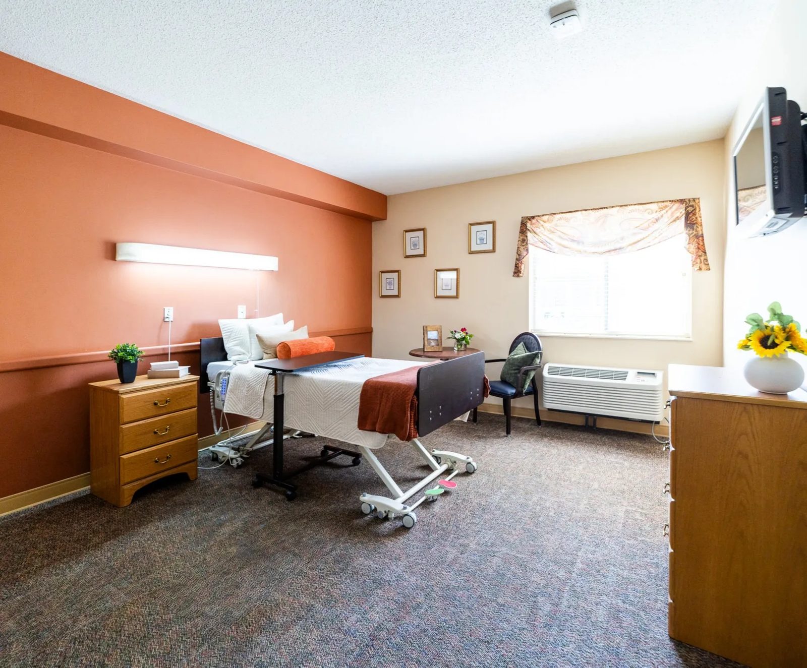 Heritage Healthcare of Lyndhurst photo 3