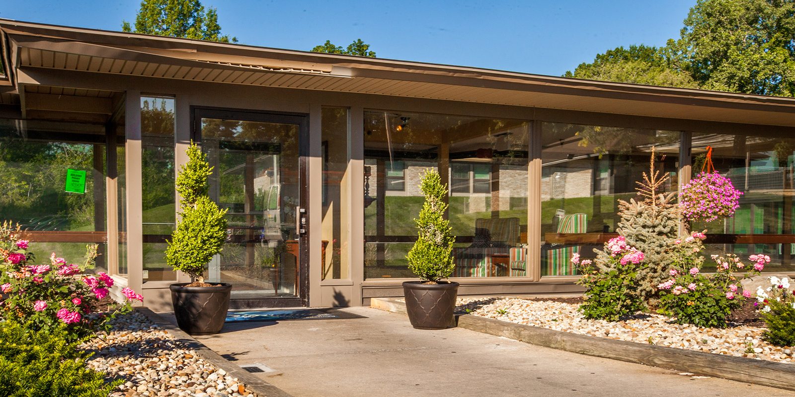 Warren Nursing & Rehab photo 1
