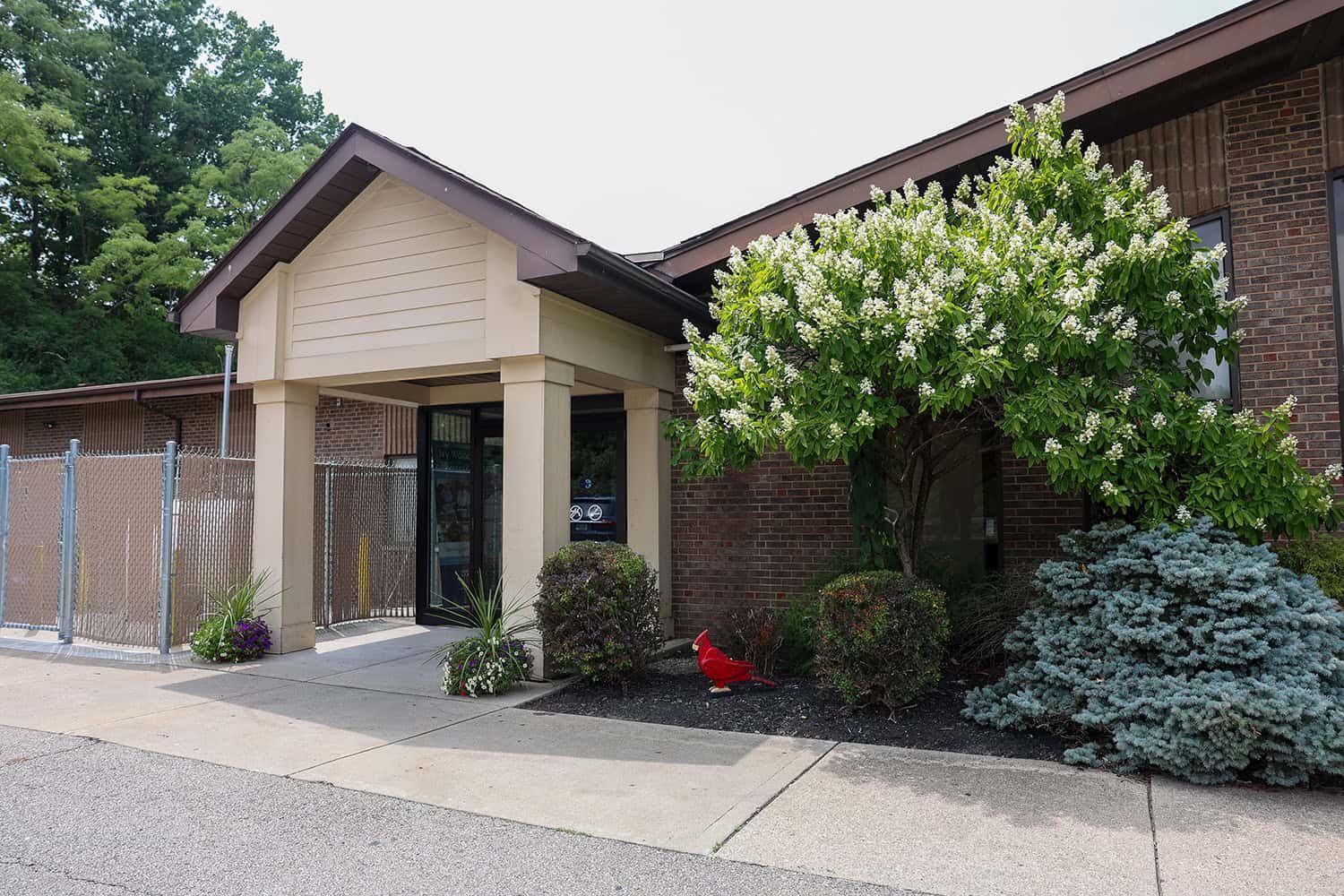 Ivy Woods Care Center photo 4