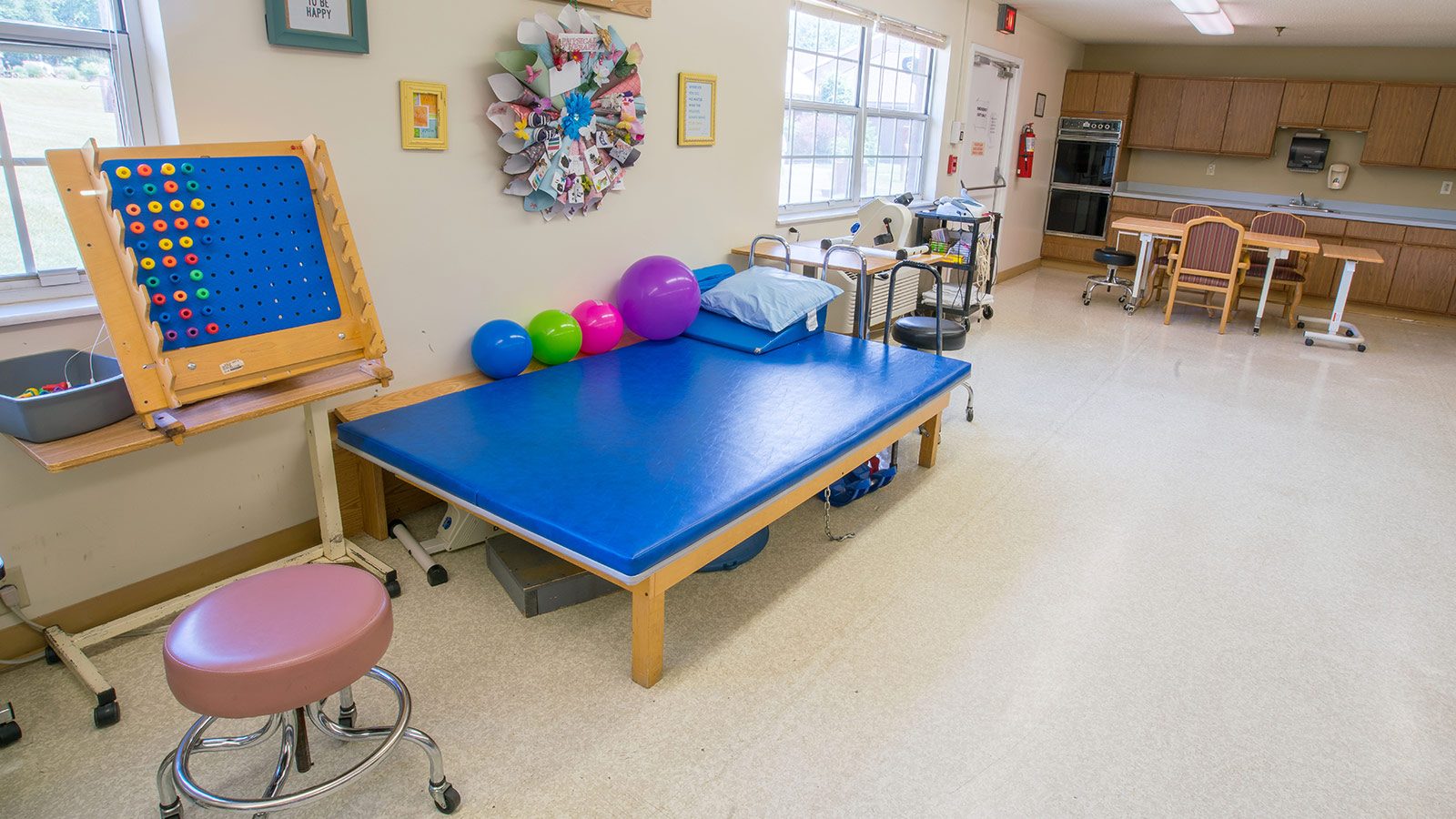 Lafayette Pointe Nursing & Rehab Center photo 3