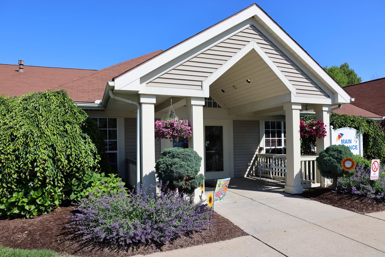 Louisville Center For Rehab & Nsg Care Inc photo 1