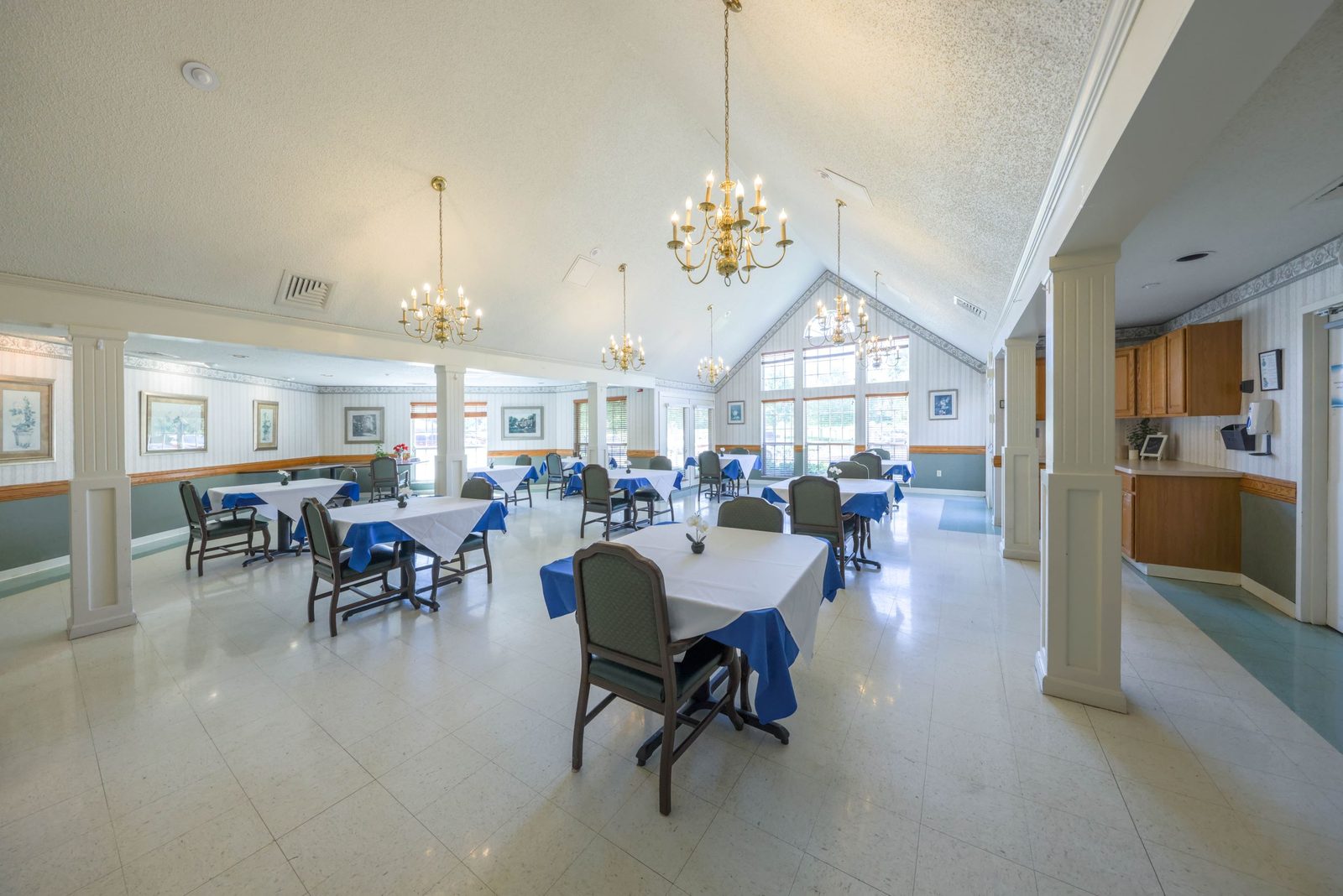 Louisville Center For Rehab & Nsg Care Inc photo 7
