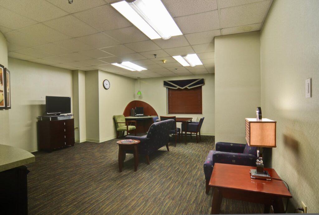 Manorcare Health Services-Rocky River photo 4