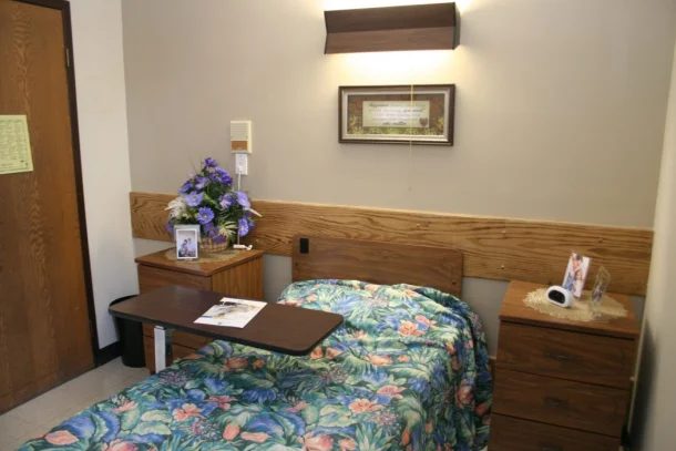 Valley Oaks Care Center photo 5