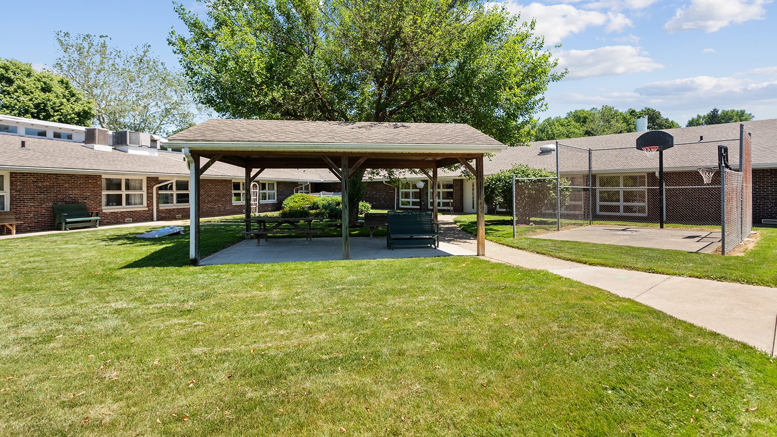 Scenic Pointe Nursing And Rehab Center photo 3