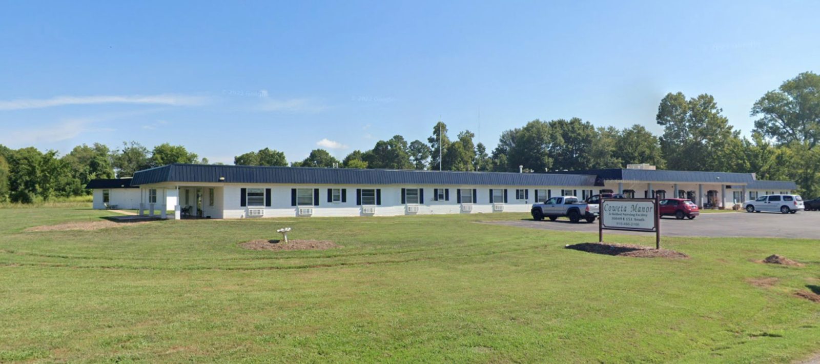 Coweta Manor Nursing Home photo 2