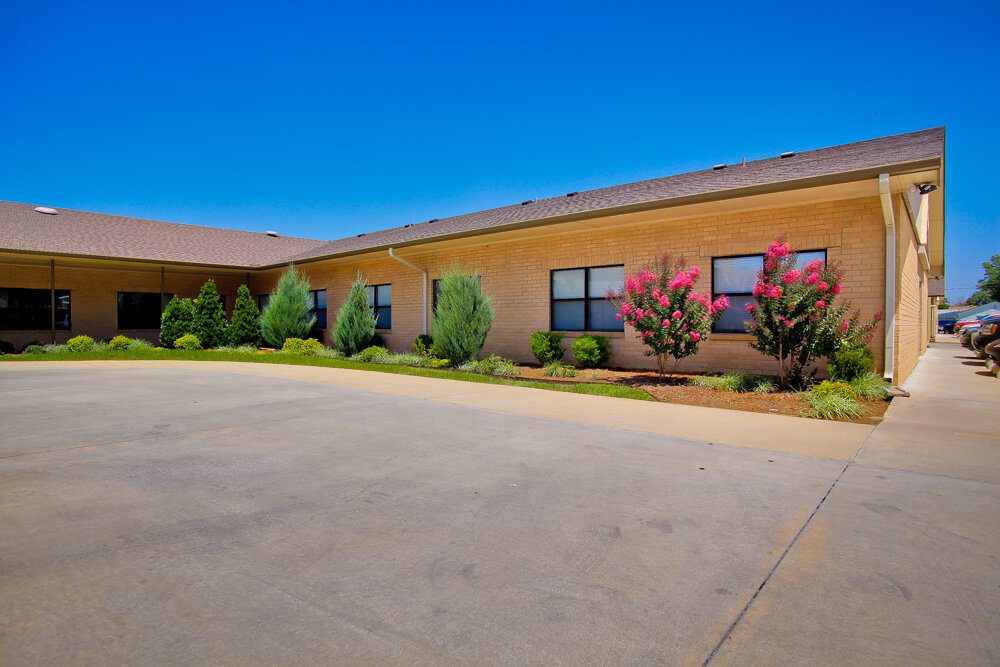 The Grand at Bethany Skilled Nursing and Therapy photo 1